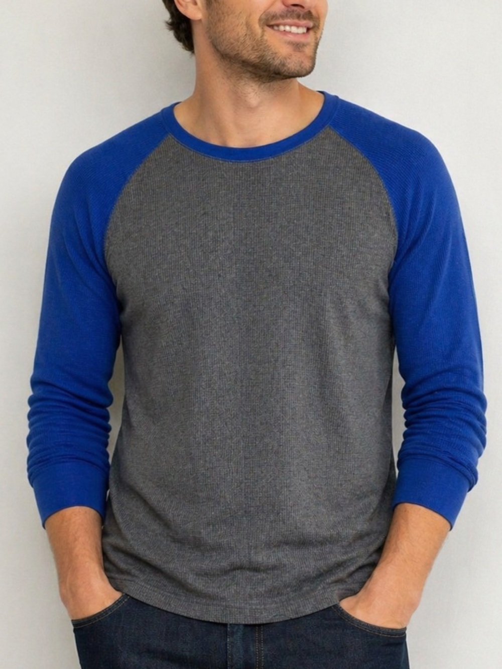 Old Navy size large gray and blue raglan long sleeve thermal mens shirt